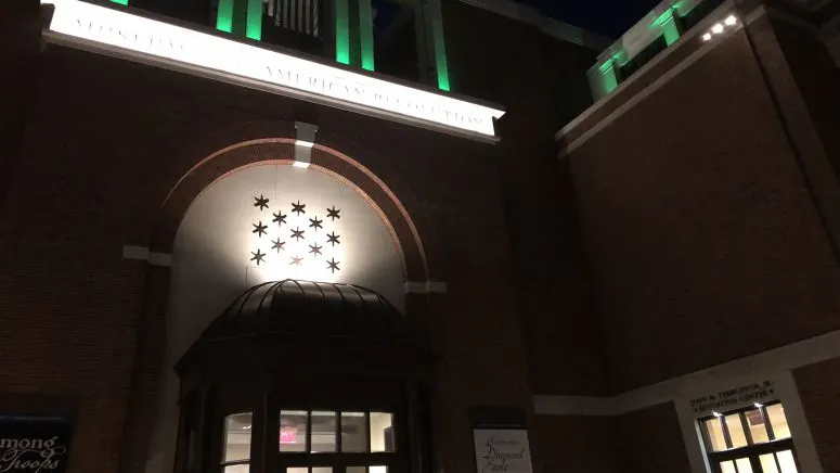 Photo of the Museum at night
