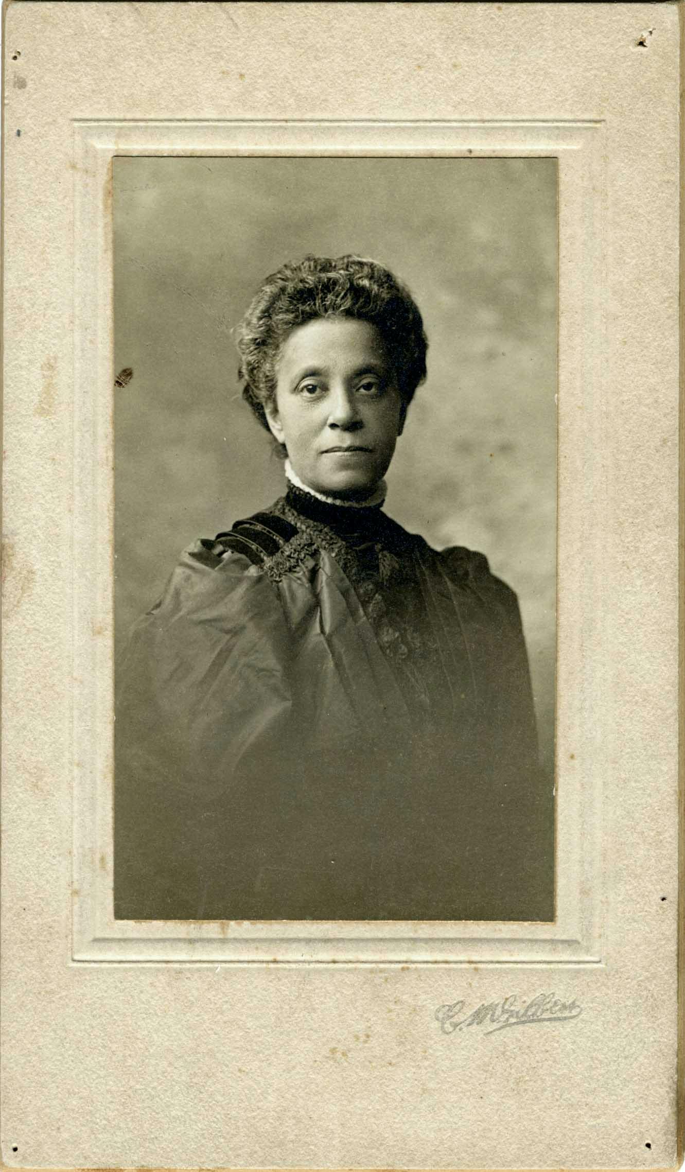 Photo of Gertrude Bustill Mossell.